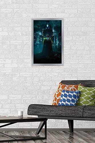 Tendințe International DC Comics Video Game - Injustice: Gods Printre SUA 2 - Batman Key Art Wall Poster, 14.725 x 22.375,
